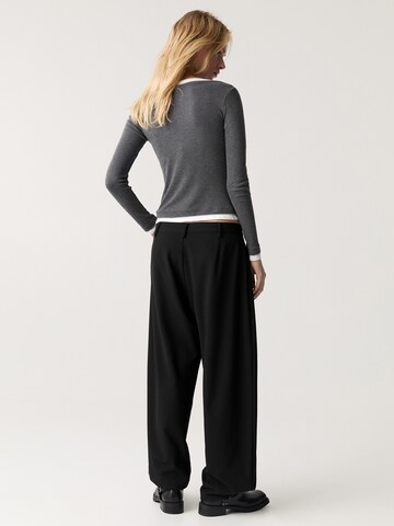 Pull&Bear Tričko - Sivá