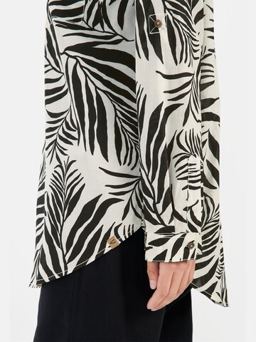 CAMEL ACTIVE Hemdbluse mit Blumenprint aus Baumwolle in Schwarz