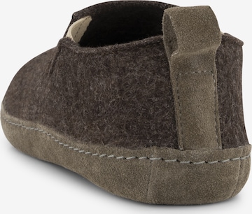 Travelin Slipper in Braun