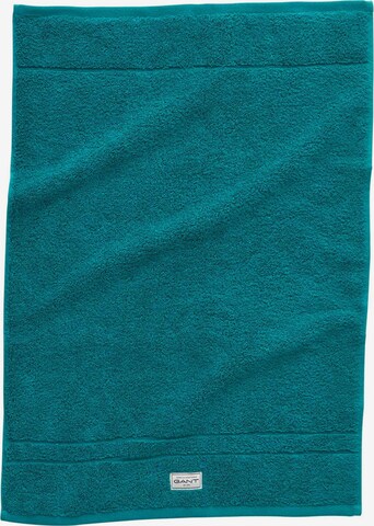 GANT Towel in Green: front