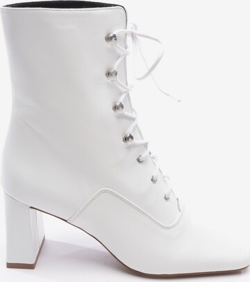 By FAR Dress Boots in 36 in White: front