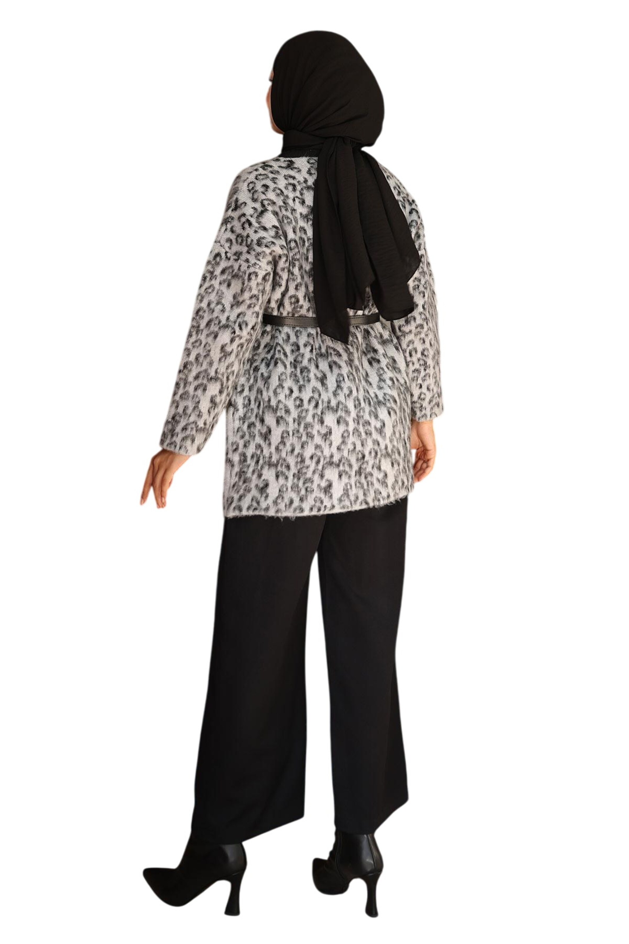 MODAMIHRAM Knit cardigan in Grey