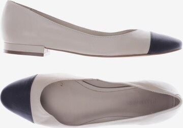HALLHUBER Flats & Loafers in 40 in White: front