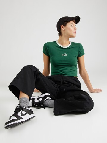 Nike Sportswear Loose fit Trousers in Black