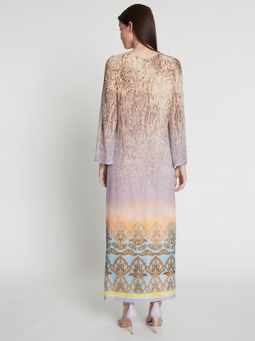 Robe Ana Alcazar en mélange de couleurs