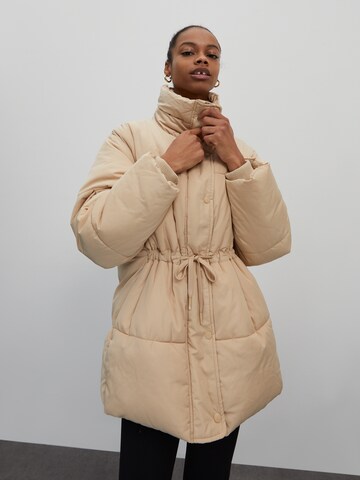 EDITED Jacke  'Kea' in Beige: Vorderseite