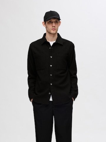 Chemise 'Twill' SELECTED en noir : devant