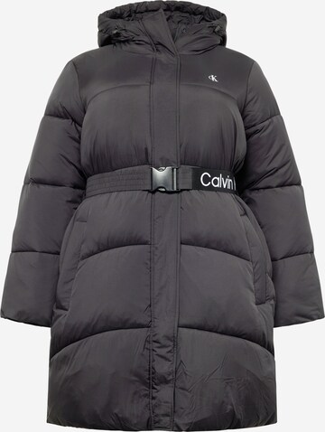 Calvin Klein Jeans Curve Χειμερινό παλτό σε μαύρο: μπροστά