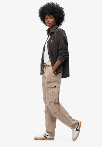 Superdry Loosefit Cargobroek 'Para' in Beige