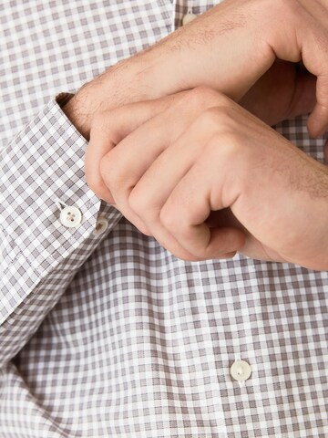 Coupe slim Chemise Next en gris