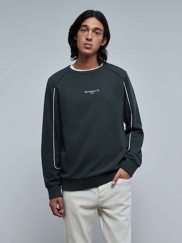 Scalpers Sweatshirt 'Welt' in Green: front