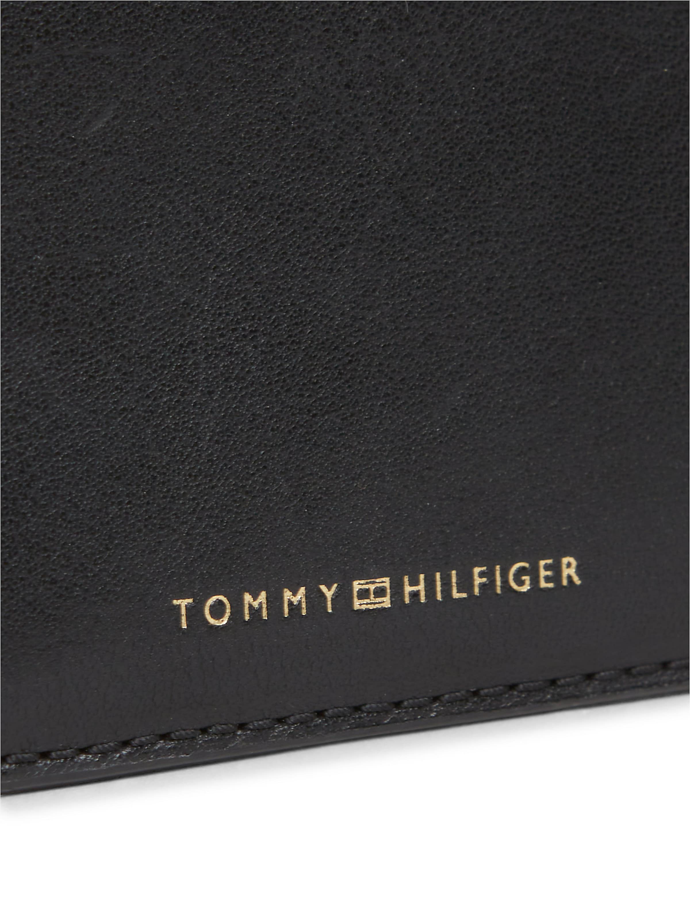 TOMMY HILFIGER Wallet in Black