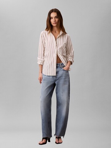 Barrel Jean Calvin Klein Jeans en bleu
