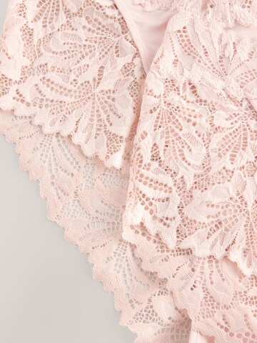 Next Slip in Roze