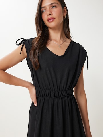 juoda Happiness İstanbul Suknelė