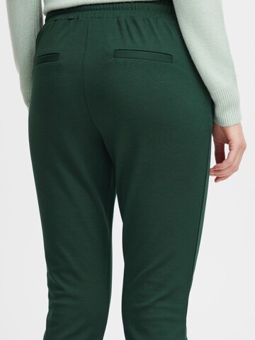 b.young - Tapered Pantalón plisado 'BYRIZETTA' en verde