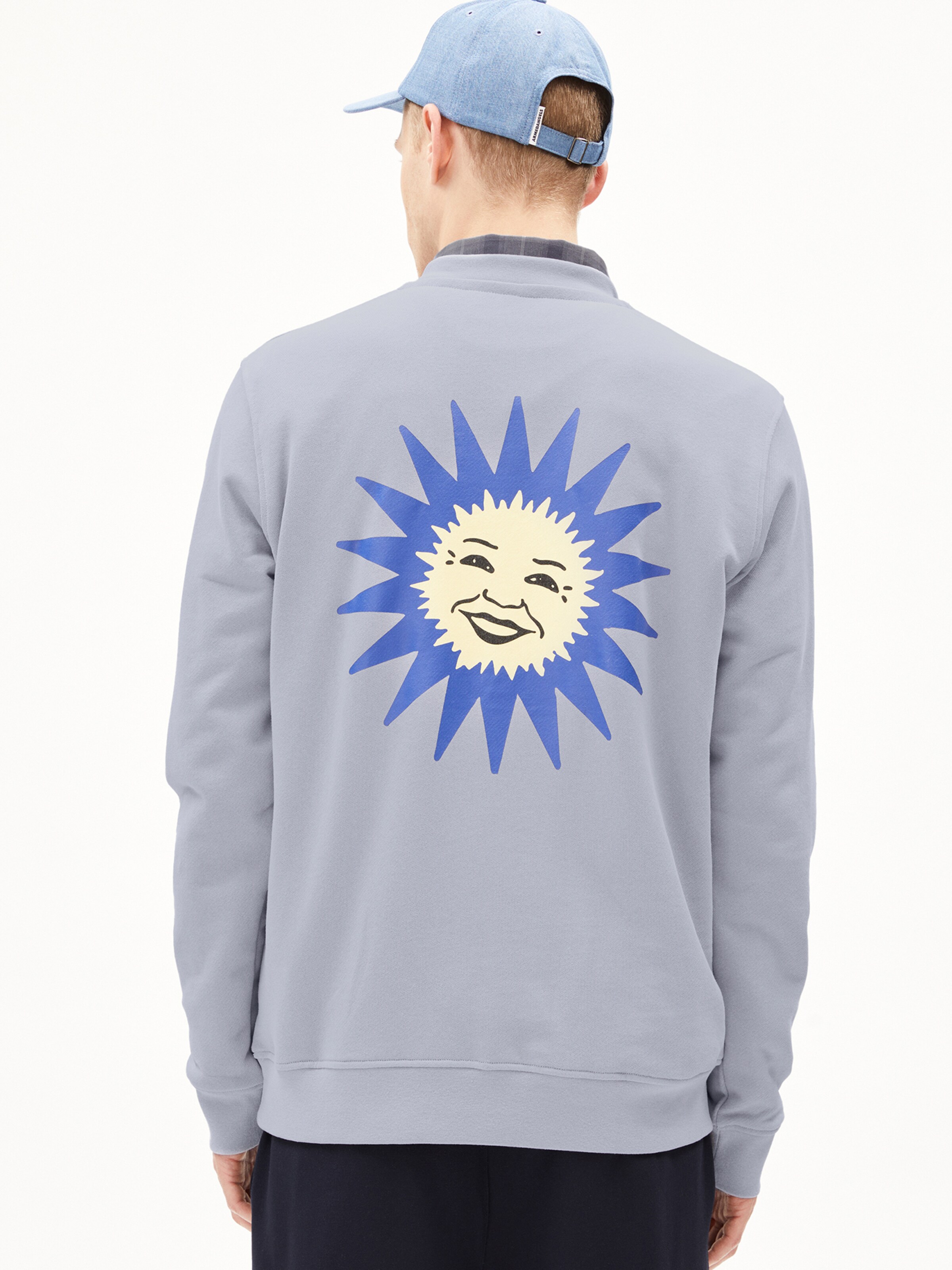 Sweat-shirt 'BAARO SUN' ARMEDANGELS en bleu