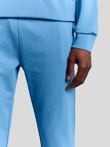 Lyle & Scott Slimfit Broek in Blauw