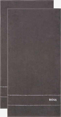 BOSS Set 'PLAIN' in Grey: front