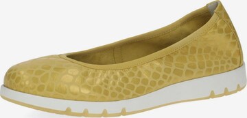 CAPRICE Ballet Flats in Yellow: front