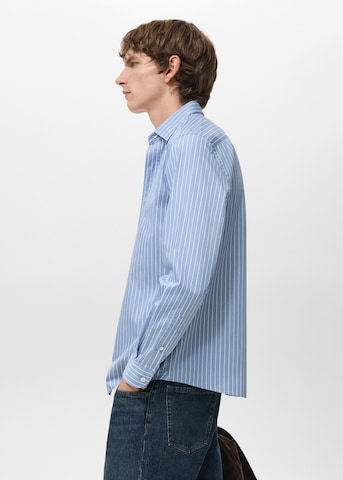 MANGO MAN Regular fit Button Up Shirt 'Playr' in Blue