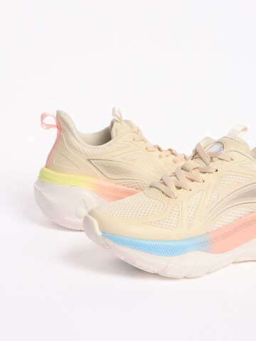 Friends Like These Низкие кроссовки в Белый