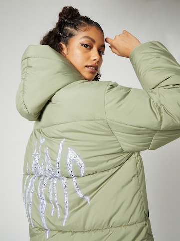 SHYX - Chaqueta de entretiempo 'MAROU' en verde