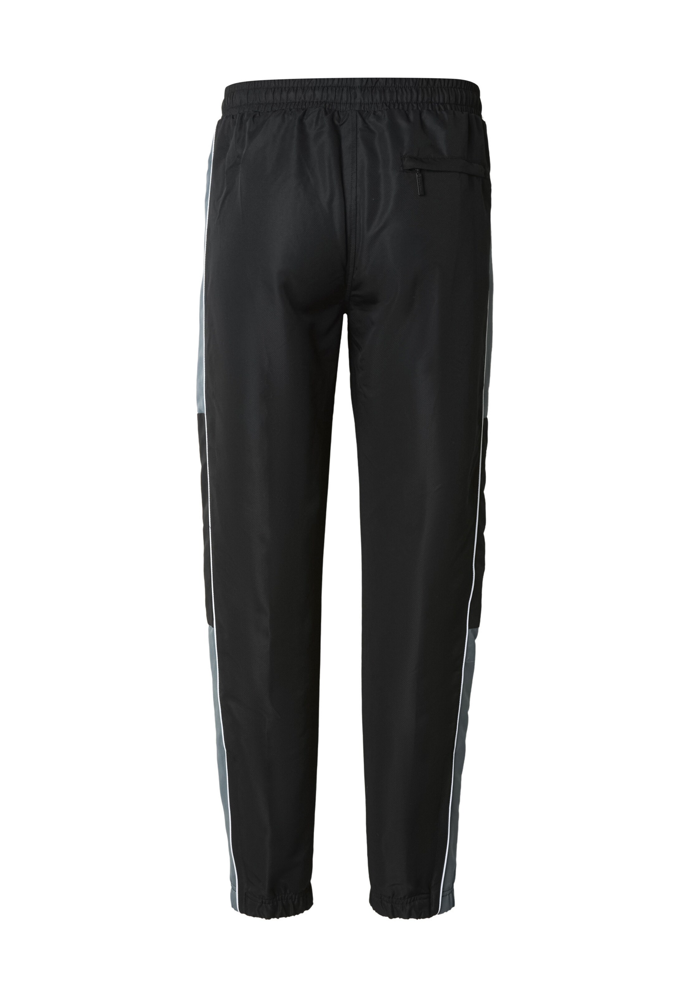 Tapered Pantaloni 'Abita 024' di Sergio Tacchini in nero