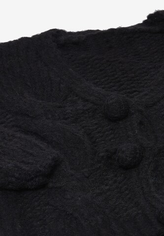 ebeeza Knit Cardigan in Black
