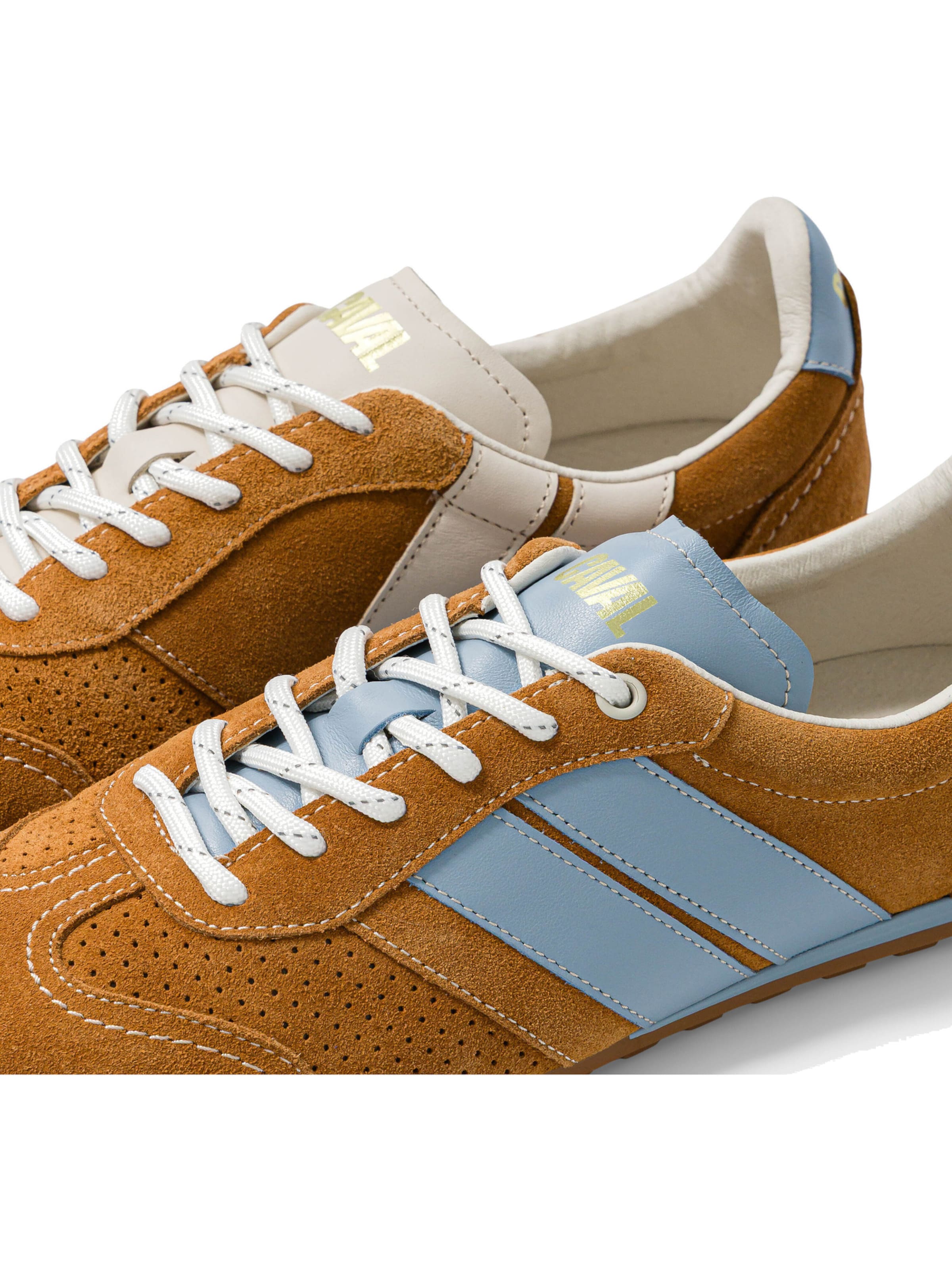Scarpa stringata ' BALLET ' di Caval in giallo
