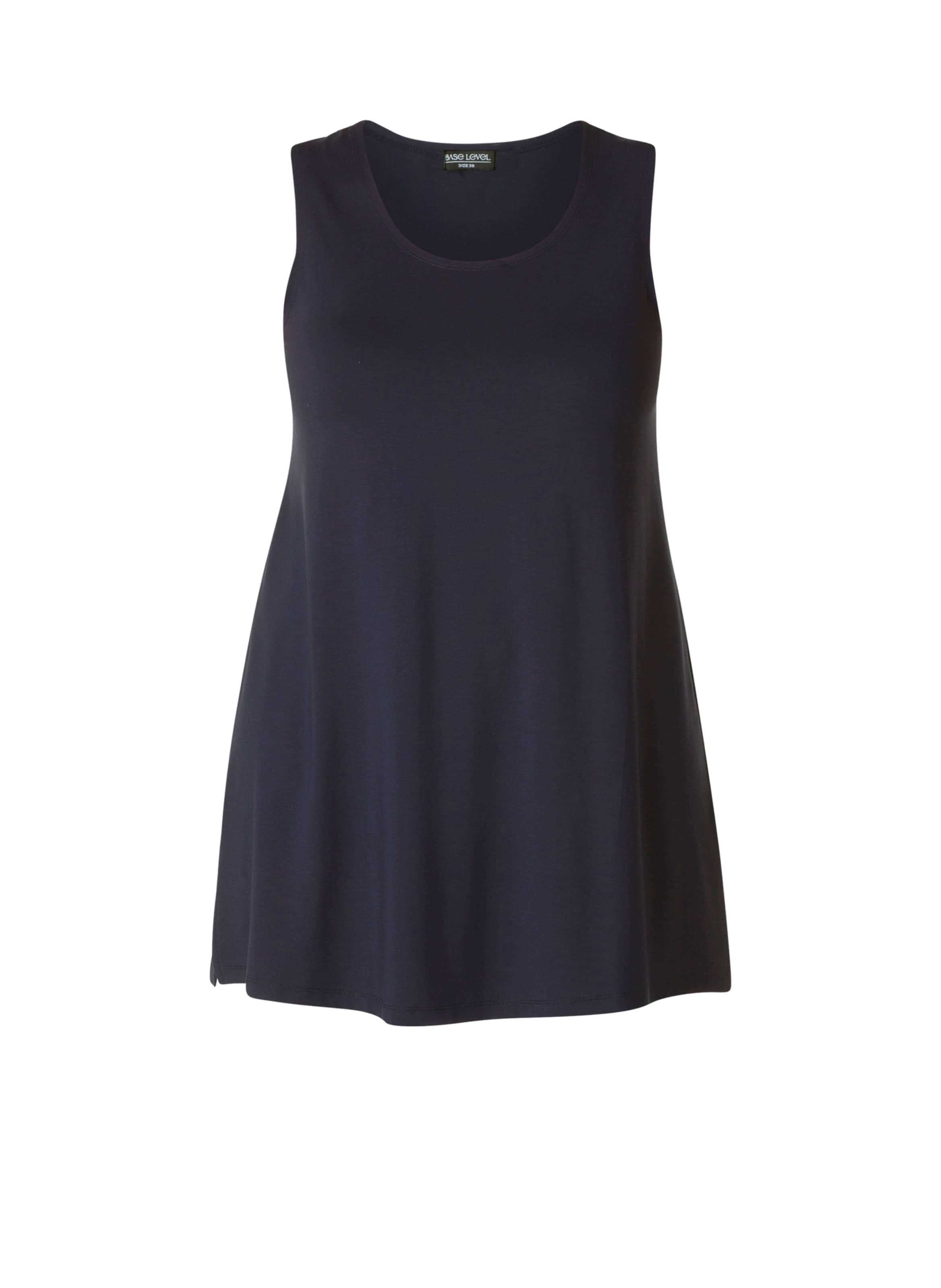 BASE LEVEL CURVY Top 'Abbigail' in Blau: Vorderseite