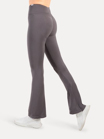 évasé Leggings 'Oriana' Smilodox en gris