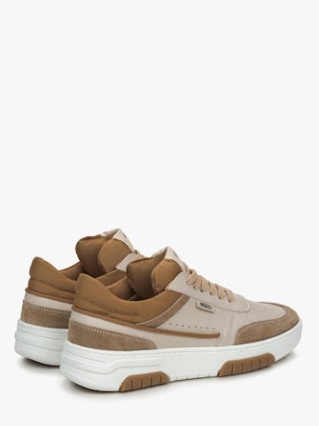 Sneaker bassa '09-3150' di Estro in marrone