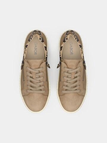 GABOR Низкие кроссовки в Бежевый