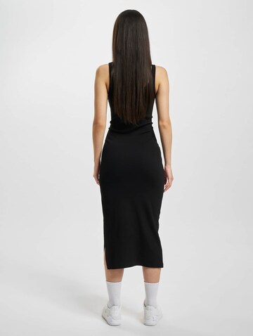 Rochie de la DEF pe negru