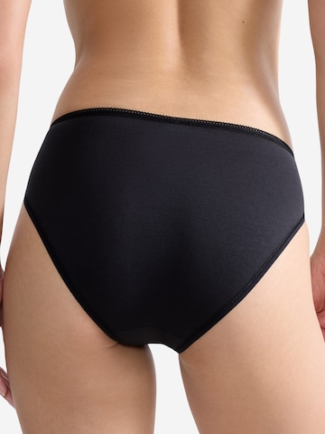 SLOGGI Slip '24/7 Cotton' in Black