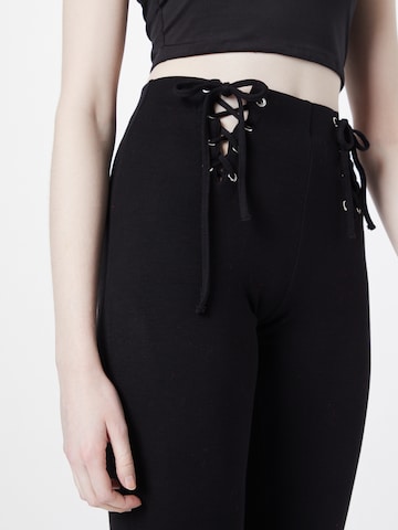 évasé Pantalon Tally Weijl en noir