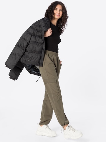 SISTERS POINT Loose fit Cargo Pants 'VUJA' in Green