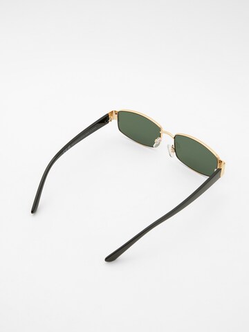 Pull&Bear Solglasögon i guld