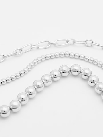 Pull&Bear Halsband i silver