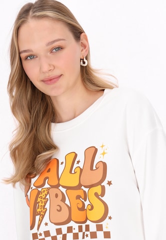 Sweat-shirt 'Back To School' MYMO en blanc