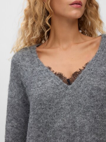 VERO MODA Pulover 'VMBERRY' | siva barva