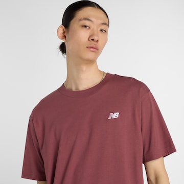 new balance T-Shirt 'Essentials' in Rot