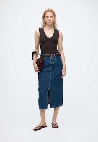 GAP Top in Brown
