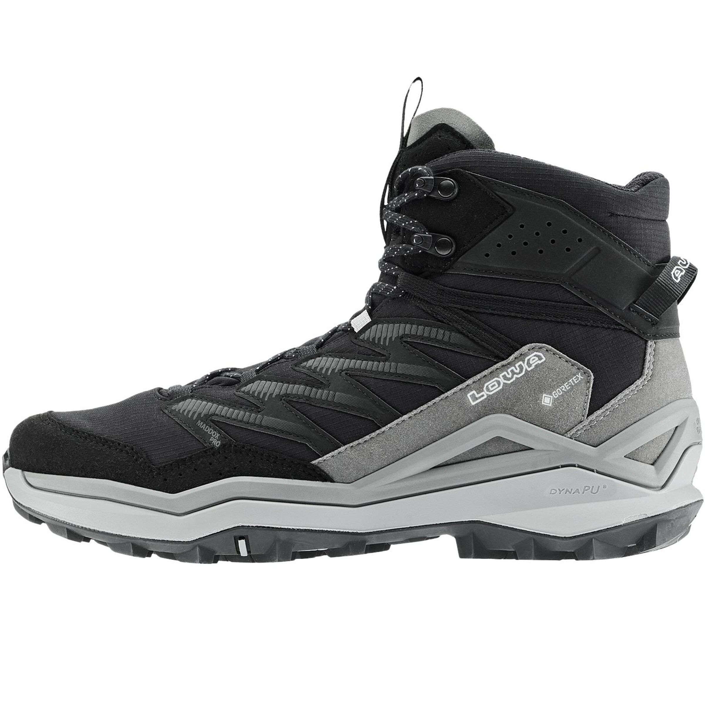 LOWA Boots 'Maddox Pro' in Black: front