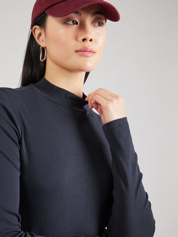 Maglietta 'EFFORTLESS' di LEVI'S ® in nero