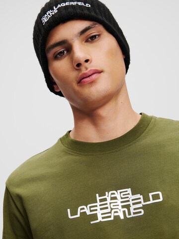 Tricou 'Foil' de la KARL LAGERFELD JEANS pe verde