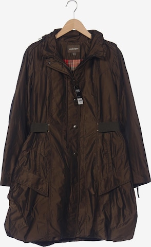 Easy Comfort Jacket & Coat in M in Brown: front