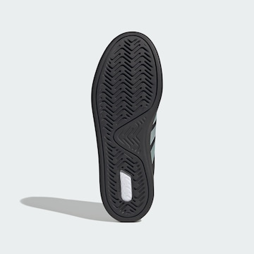 Baskets basses 'Grand Court 3.0 Audi Revolut F1 Team' ADIDAS SPORTSWEAR en noir