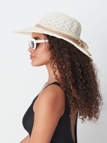 C&City Hat in Beige